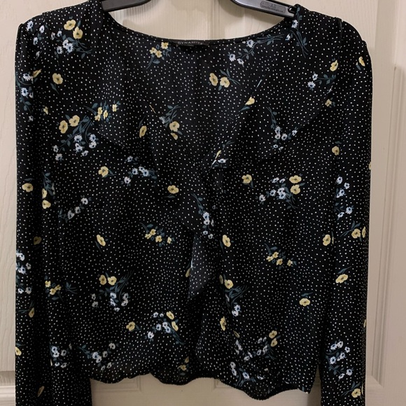 Dynamite blouse - Size XS - Picture 3 of 3